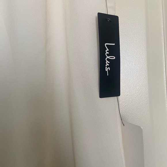 Lulus Off White Shift Dress (Size M) NWT - Picture 3 of 3